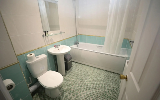 Golders Park Hotel