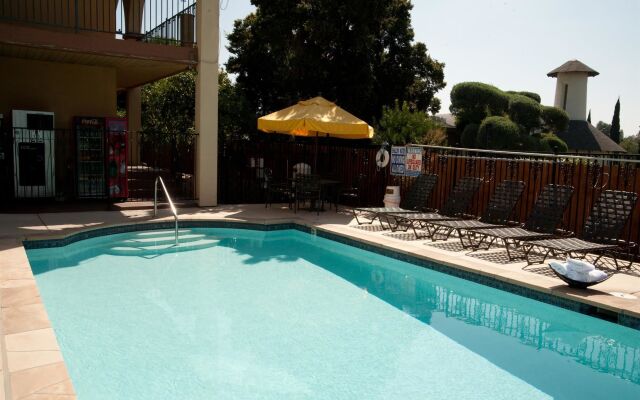 Motel Mediteran Escondido