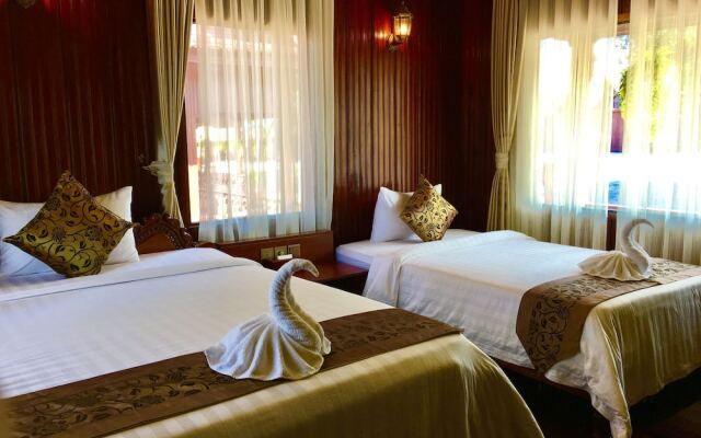 Rattanakvisal Boutique