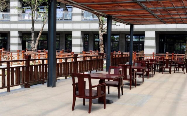 Gloria Grand Hotel