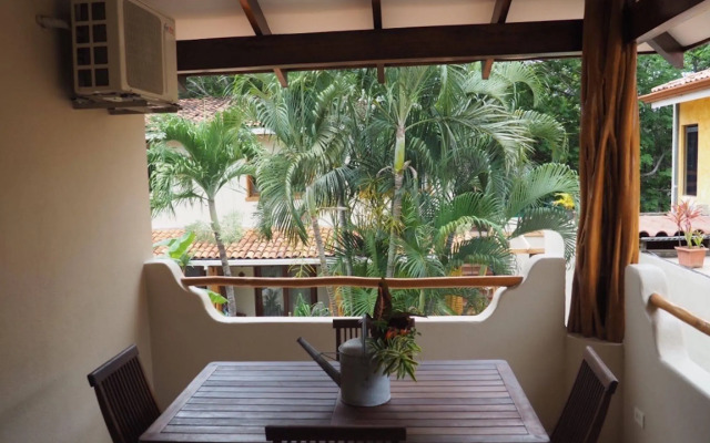 Ten North Tamarindo Beach Hotel