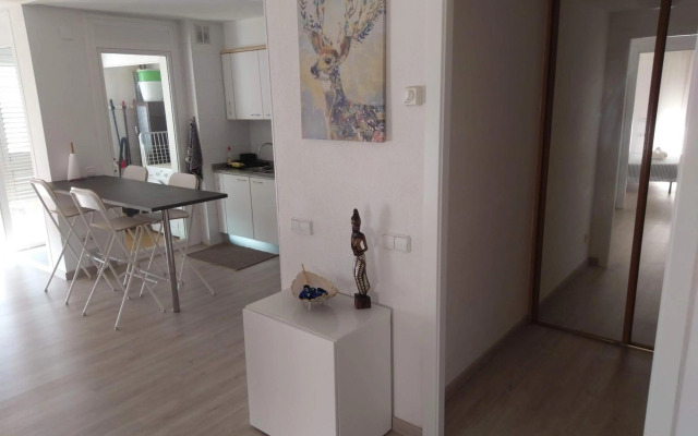 Luxury Apartment Accommodation, next to beach & train station Calella