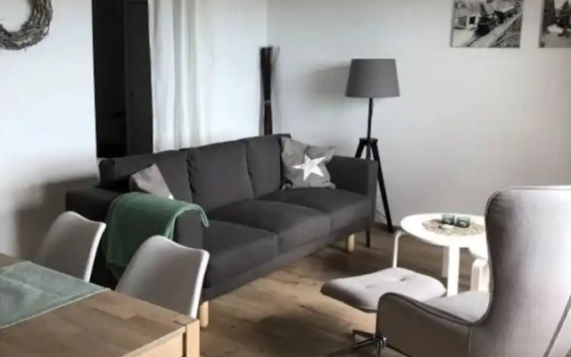 Holiday Apartment Small Building