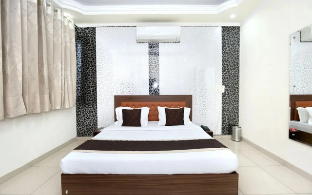 Hotel JB 2 by OYO Rooms