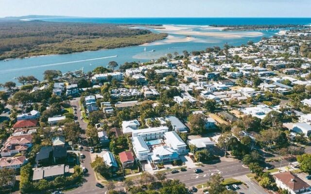 Bounce Noosa