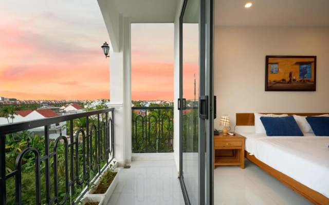 Legend Oasis Boutique Hoi An Hotel