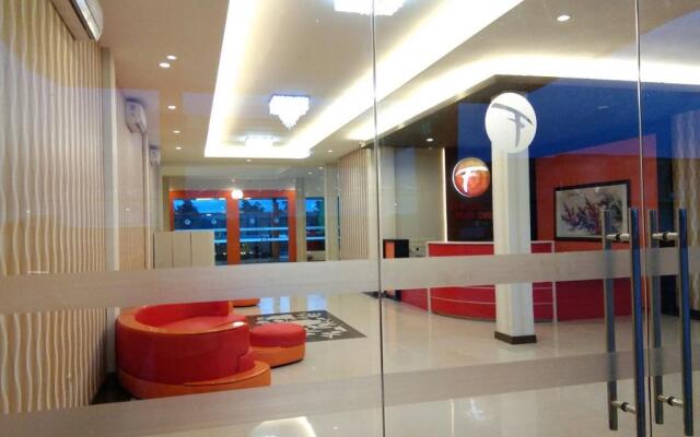 Fortune Front One Hotel Kendari