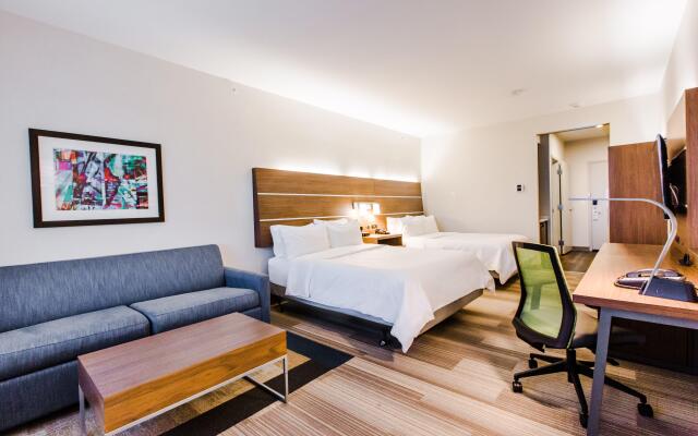 Holiday Inn Express & Suites West Edmonton - Mall Area by IHG