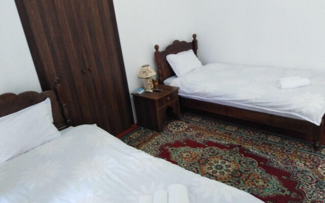 Guest House Ravshan