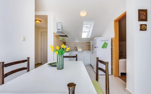 Amazing Home in Dramalj With Wifi and 2 Bedrooms