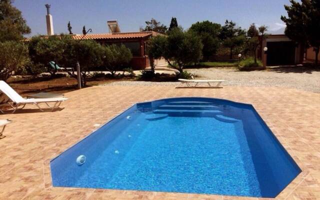 Elia Stavros Villas