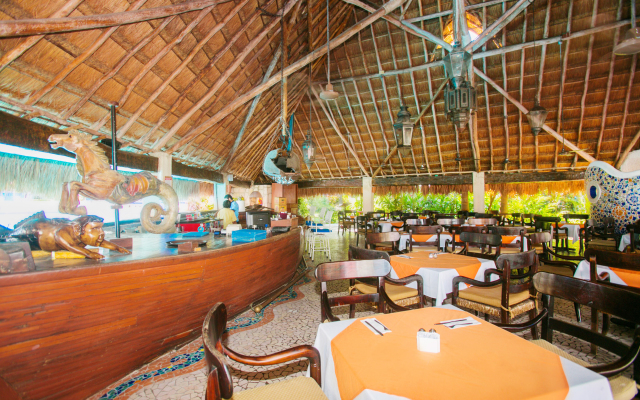 Casa del Mar Cozumel Hotel & Dive Resort