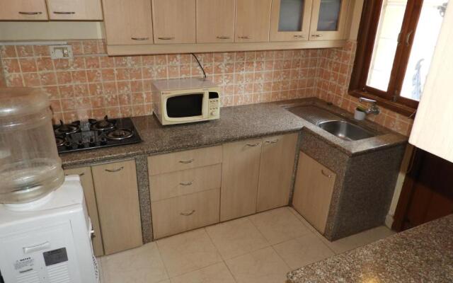 FF-1 Apartment
