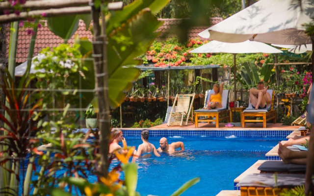 La Mer Resort