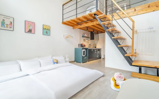 Yeosu Sea&blue Family Pension