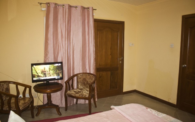 Quest Lodge
