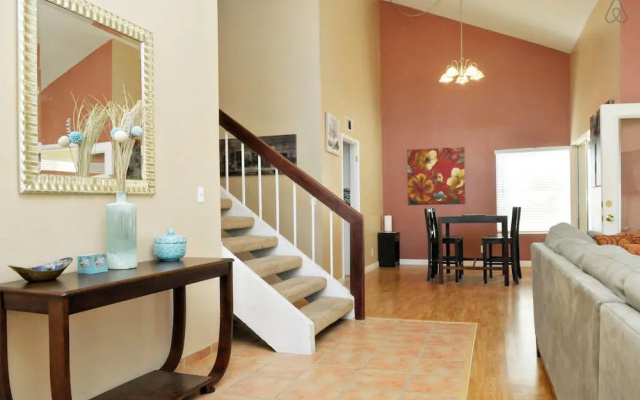 Luxury 4br 8min to Las Vegas Strip
