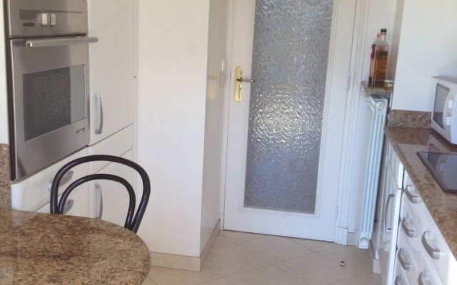 Apartment With one Bedroom in Cannes, With Wonderful City View, Furnis