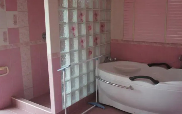 Talingnam Holiday Home