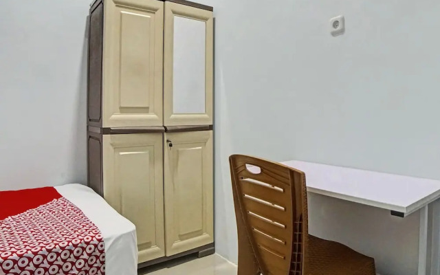 OYO 92721 Planet Guest House Syariah