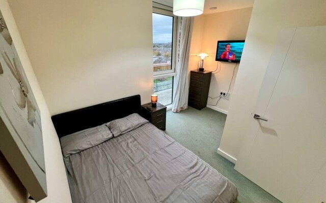 Luxury 5 Penthouse Greenwich Sleep 9 With Parking