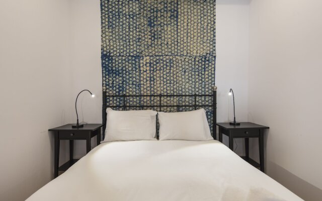 A Pearl in Graceland