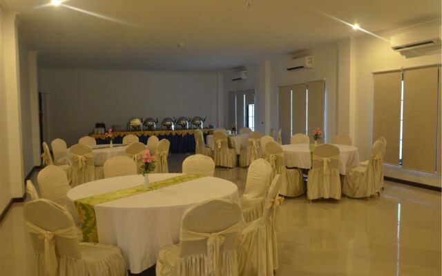 Royal Park Hotel