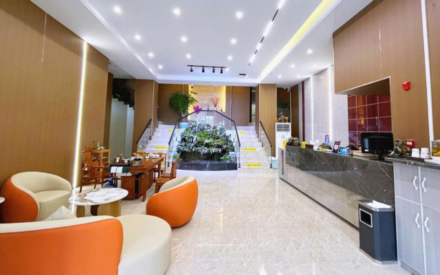 Yunkai Business Hotel