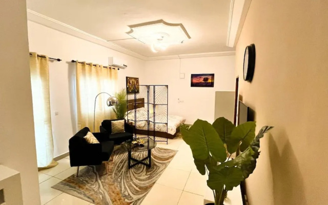 Large Studio at Your Disposal in Abidjan