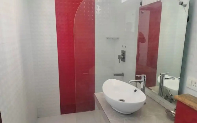 The Venessa Hotel