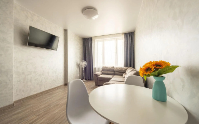 Суточно на улице 78-й Добровольческой Бригады 25