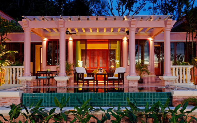 Отель Centara Grand Beach Resort Phuket