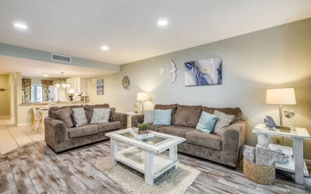 Largo Mar by Book That Condo