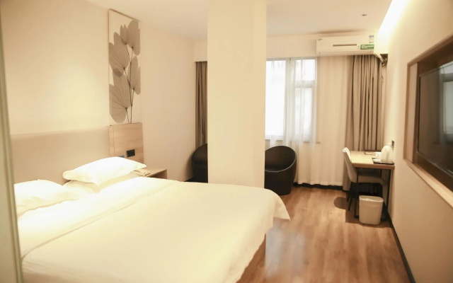 GreenTree Inn Shanxi Luliang Fengshan Road Central Park Express Hotel – Guest Rooms – Luliang