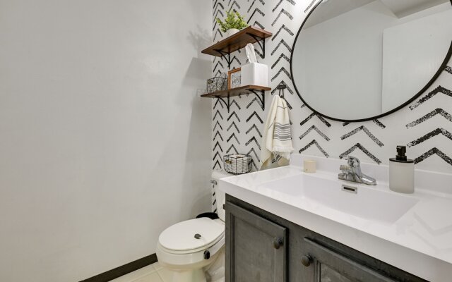 Dog-friendly Baraboo Vacation Rental w/ Yard!