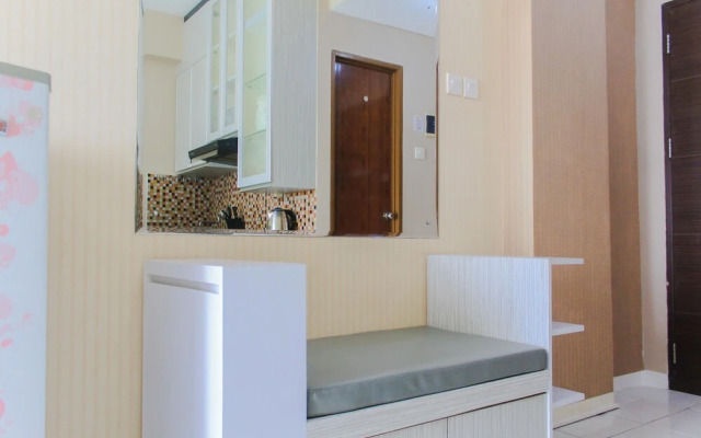 Modern Studio At City Light Apartment