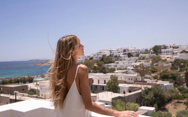 Aloni Hotel