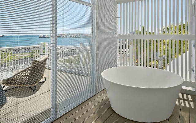 Sheraton Samoa Aggie Grey's Hotel & Bungalows