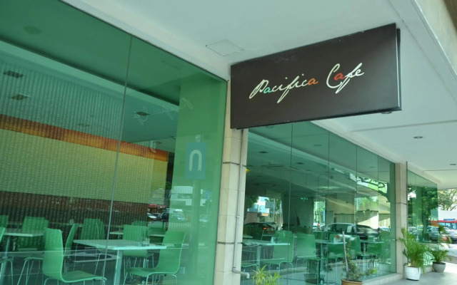 Grand Pacific Hotel PWTC