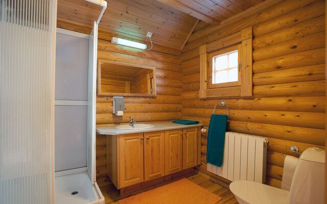 Brimnes Cabins and The Northern Comfort Inn