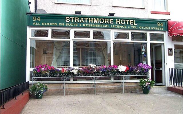 Strathmore Hotel