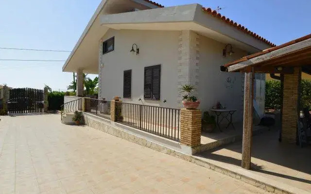 VILLA GIò