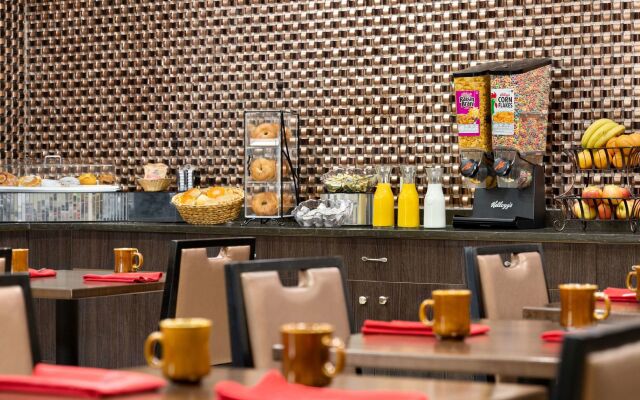 Wyndham Garden Totowa