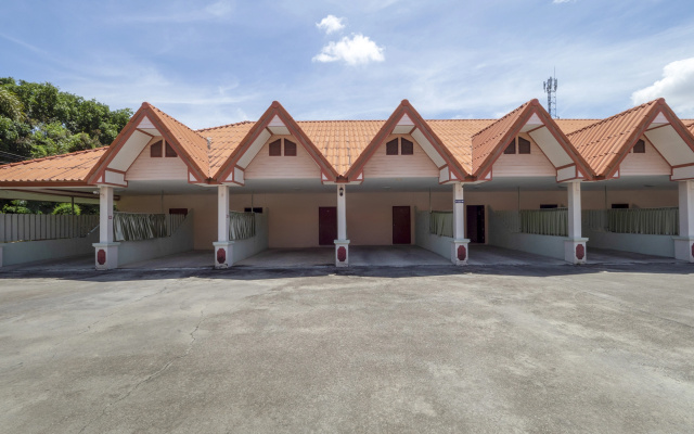 Paradise Resort by OYO Rooms