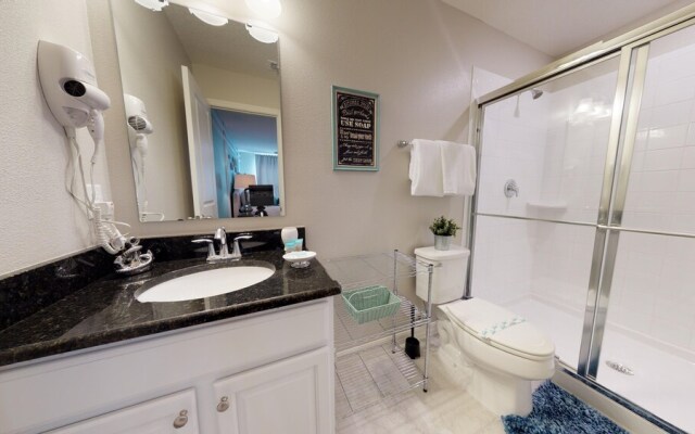 Compass Bay Kwa132