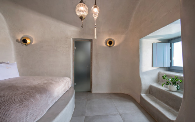 Athina Luxury Suites