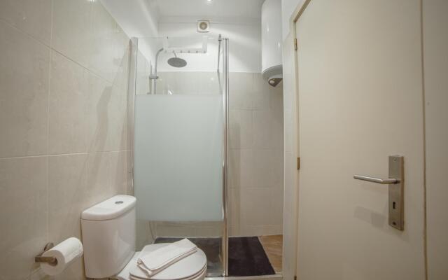 Alegria Flat IN City Center With Elevator