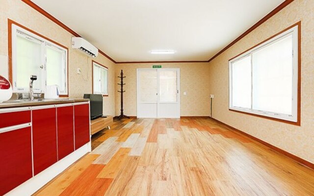 Boeun Sanorange Pulnaeeum Pension