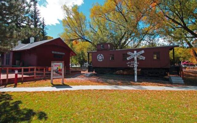 Topaz Lodge