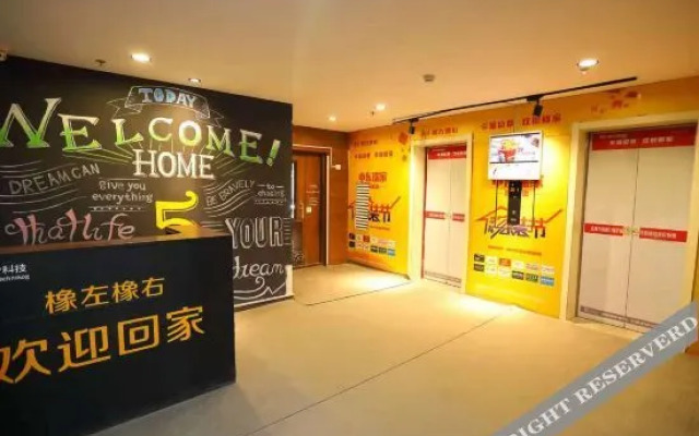 Night Hostel Boutique Apartment